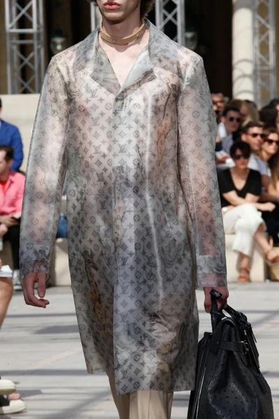 Look 31